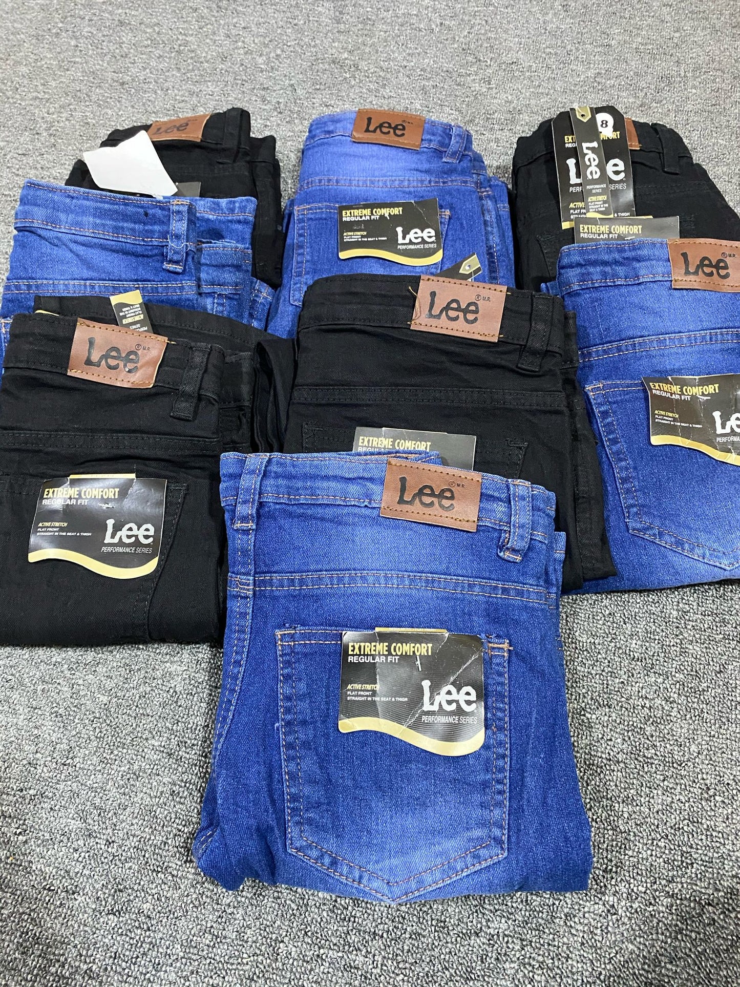LEE Jean (Black and Blue short Jean)