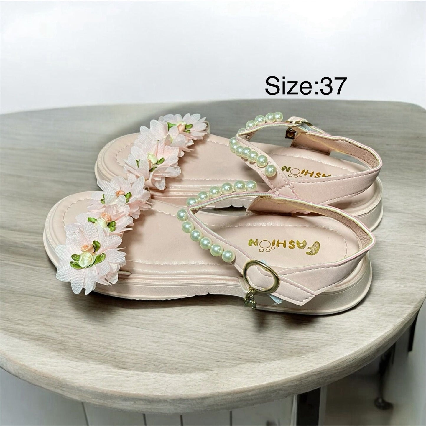 Girls sandals