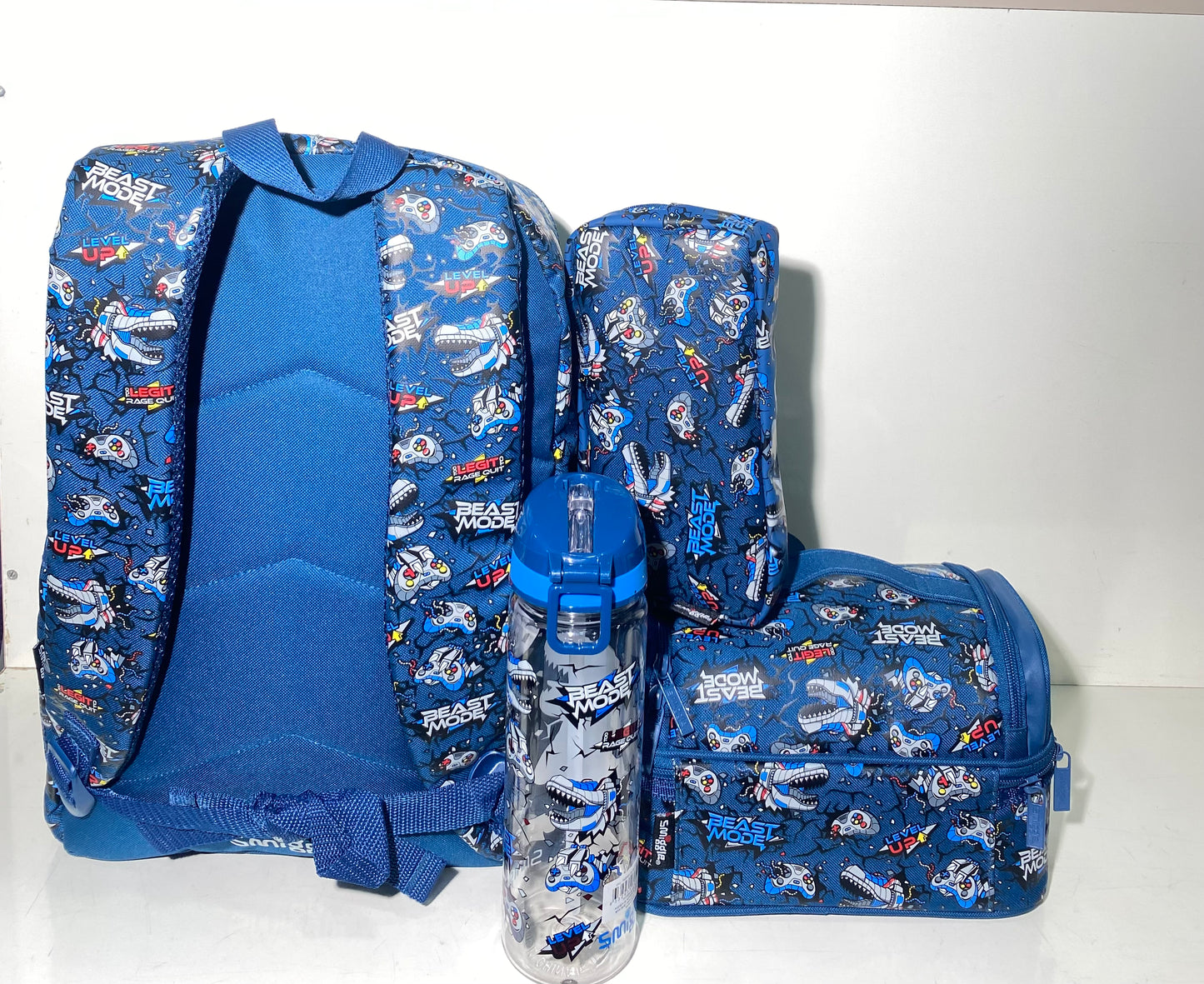 Smiggle bag