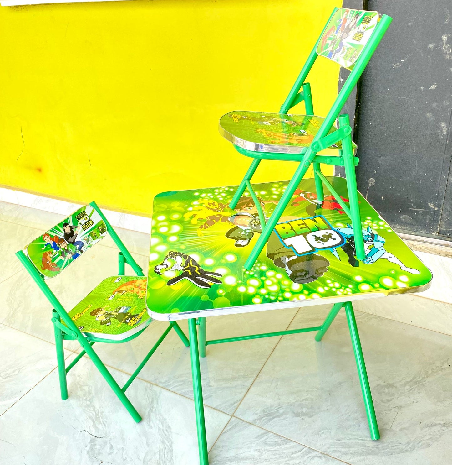 Toddler Foldable table and chairs set