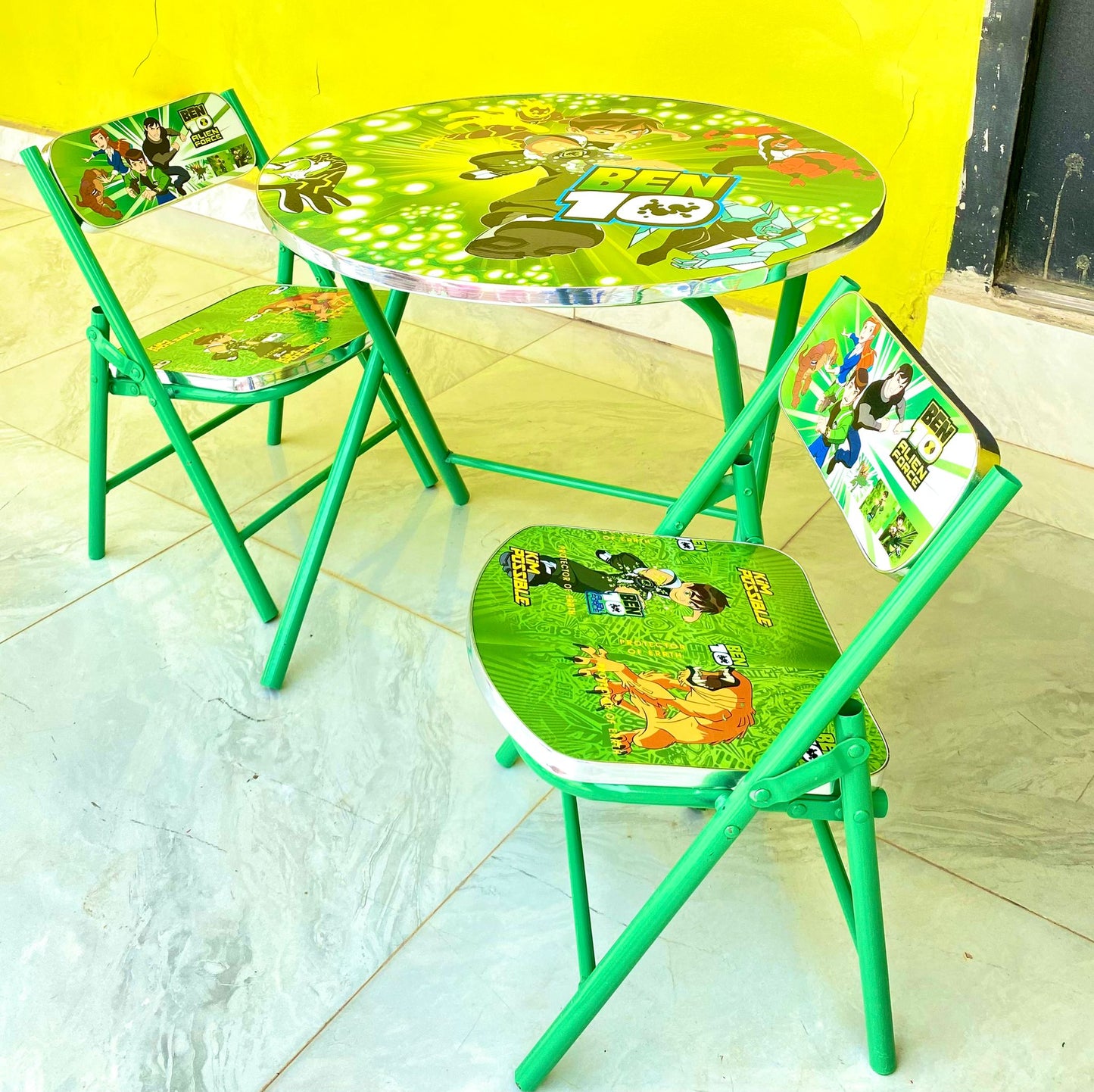 Toddler Foldable table and chairs set