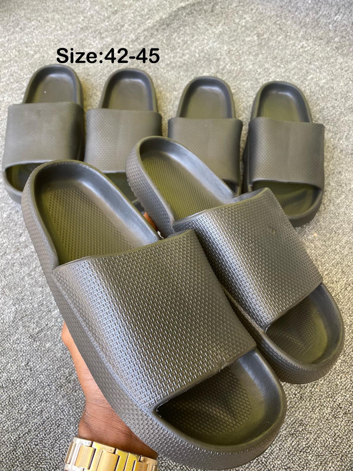 Crocs slippers (SLIDE)