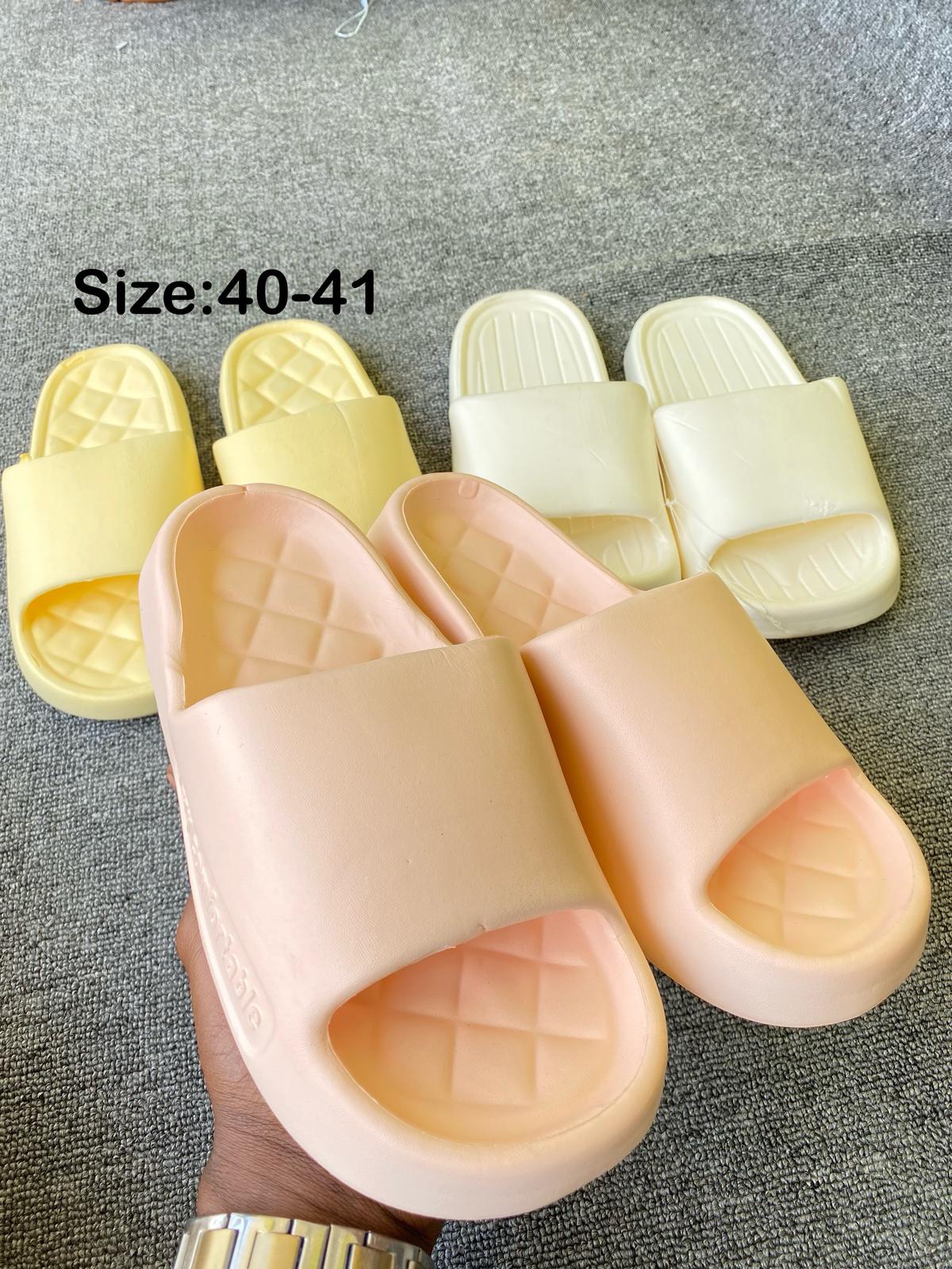 Crocs slippers (SLIDE)