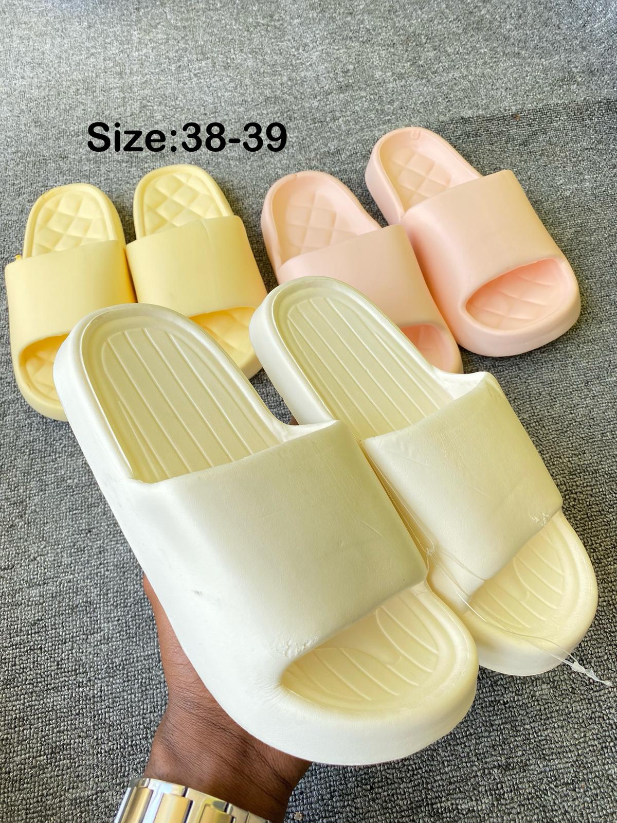 Crocs slippers (SLIDE)