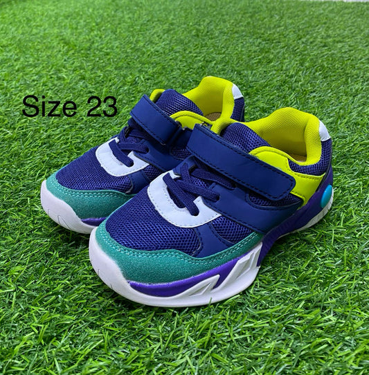 Children sneakers