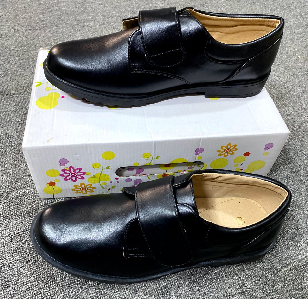 Matte Design UK-US Boys School Shoe with Strap