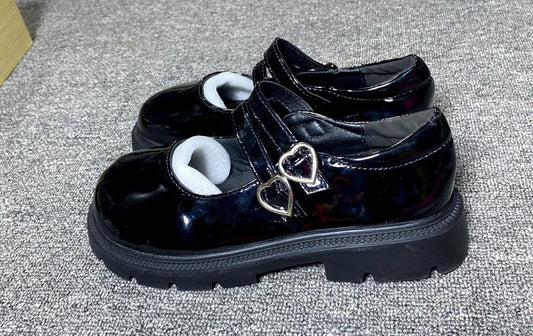Glossy Design UK-US Girls School Shoe with Double Strap