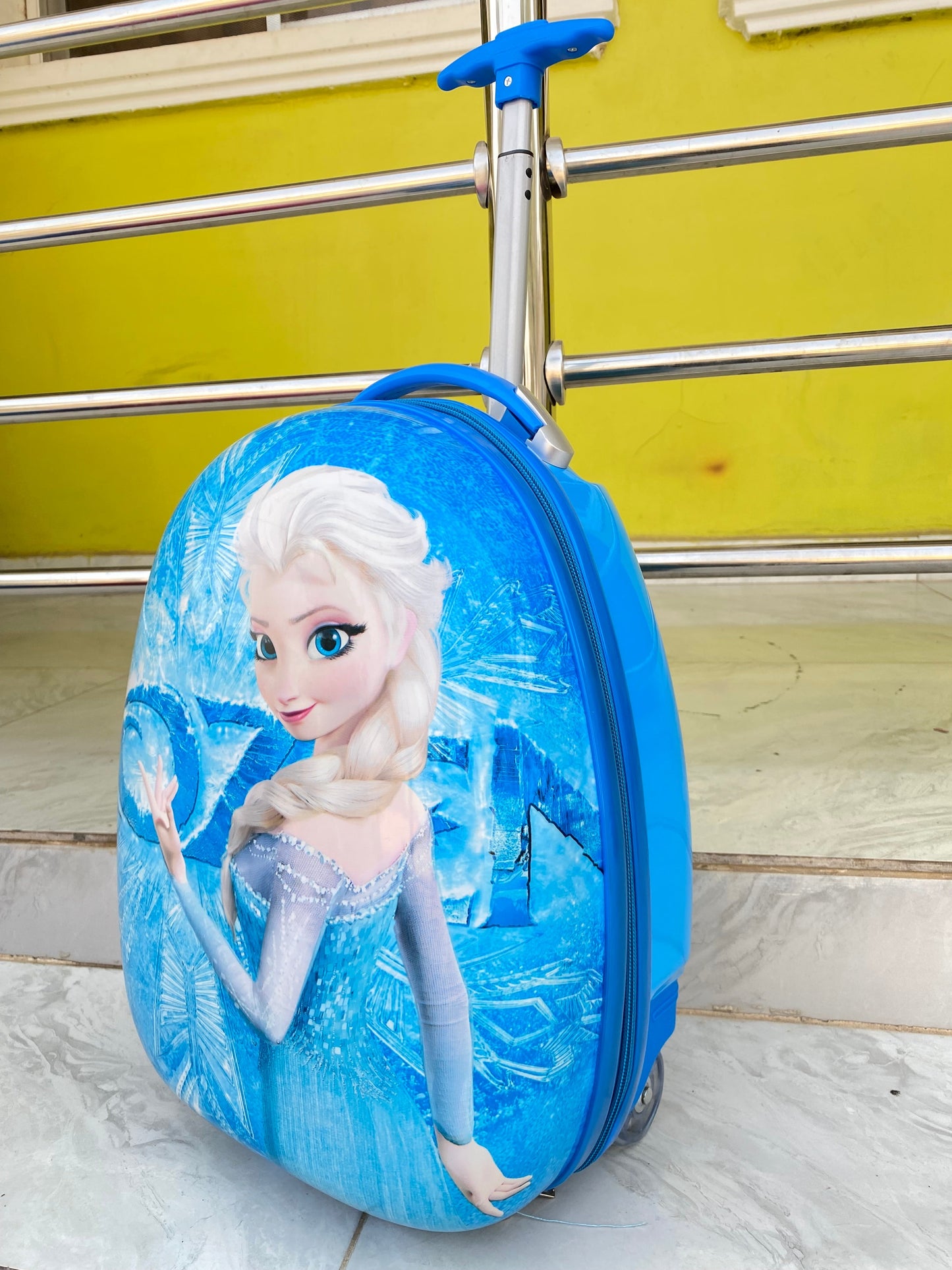 16inches Egg Shape Box trolley