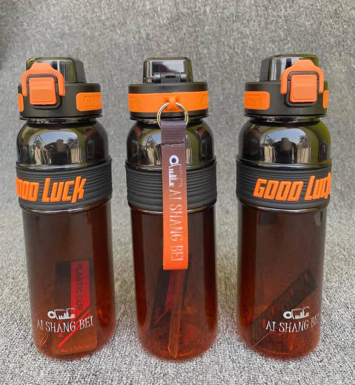 1liter water bottle
