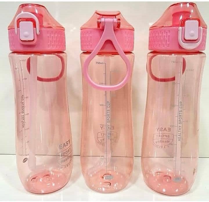 750ml water bottle